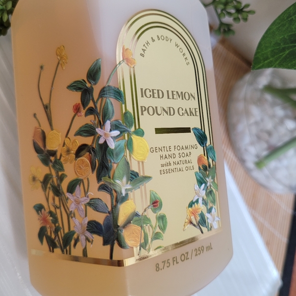 Bath Body Works Hand Soap Collection Set Creamy Luxe Sweet Berries *NWT* - Picture 11 of 12